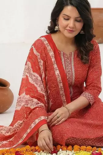 Maroon Printed Straight Kurta Trousers Dupatta Set Kurta Sets