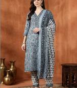 Women Floral Printed Regular Pure Cotton Kurta with Trousers & With Dupatta
