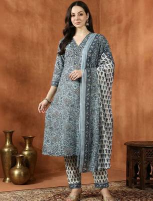 Women Floral Printed Regular Pure Cotton Kurta with Trousers & With Dupatta 6