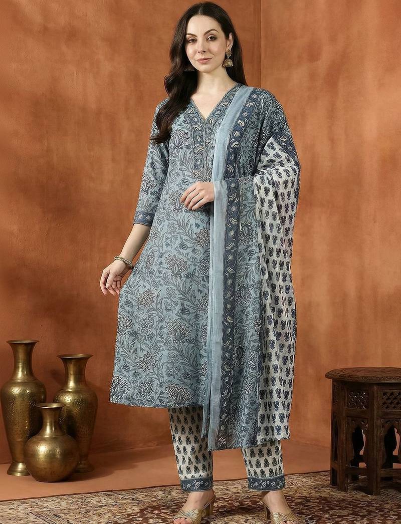 Women Floral Printed Regular Pure Cotton Kurta with Trousers & With Dupatta