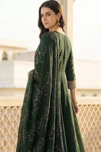 Women Ethnic Motifs Embroidered Empire Thread Work Kurta with Trousers & With Dupatta