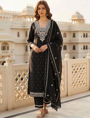Women Ethnic Motifs Thread Work Pure Cotton Kurta with Trousers & Dupatta 1