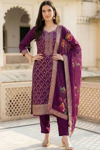 Women Ethnic Motifs Regular Kurta with Trousers & With Dupatta