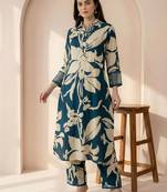 Women Floral Printed Regular Kurta with Trousers