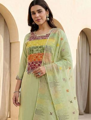 Women Ethnic Motifs Embroidered Regular Thread Work Kurta with Trousers & With Dupatta 2