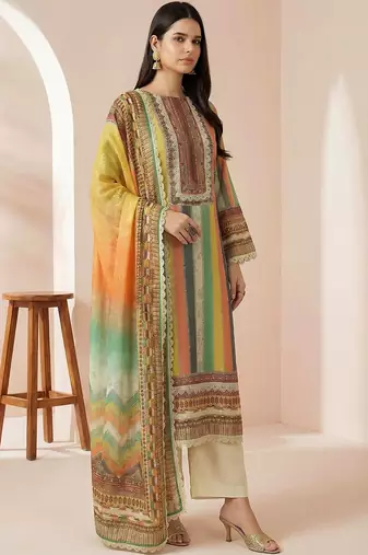 Women Printed Regular Kurta with Trousers & With Dupatta