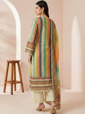 Women Printed Regular Kurta with Trousers & With Dupatta 4