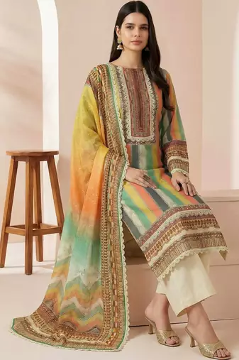 Women Printed Regular Kurta with Trousers & With Dupatta