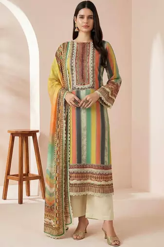 Women Printed Regular Kurta with Trousers & With Dupatta