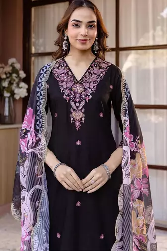 Women Floral Embroidered Regular Thread Work Kurta with Palazzos & With Dupatta
