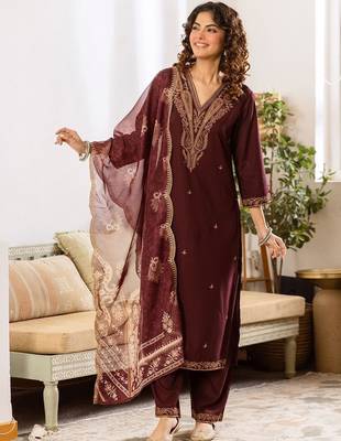 Women Ethnic Motifs Embroidered Regular Thread Work Kurta with Trousers & With Dupatta 1