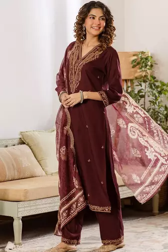 Women Ethnic Motifs Embroidered Regular Thread Work Kurta with Trousers & With Dupatta