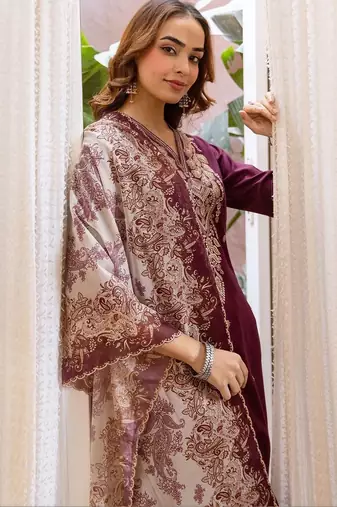 Women Ethnic Motifs Embroidered Regular Thread Work Kurta with Trousers & With Dupatta