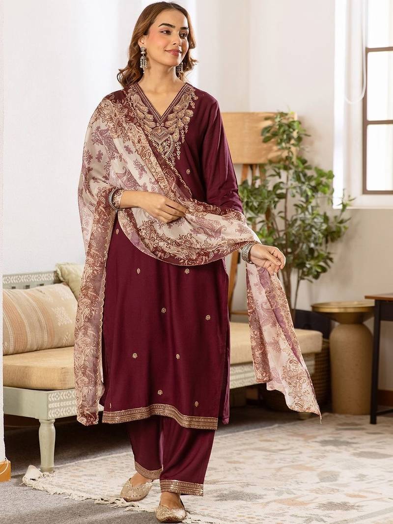 Women Ethnic Motifs Embroidered Regular Thread Work Kurta with Trousers & With Dupatta