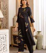 Women Ethnic Motifs Embroidered Regular Thread Work Kurta with Trousers