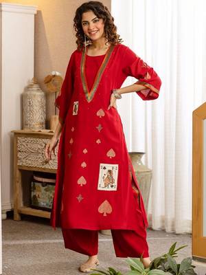 Women Ethnic Motifs Embroidered Regular Thread Work Kurta with Trousers 1