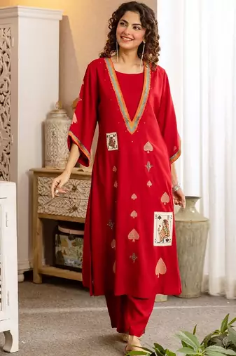 Women Ethnic Motifs Embroidered Regular Thread Work Kurta with Trousers