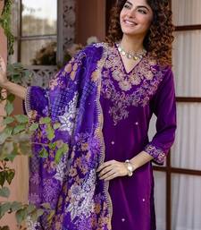 Women Ethnic Motifs Embroidered Regular Thread Work Kurta with Trousers & With Dupatta