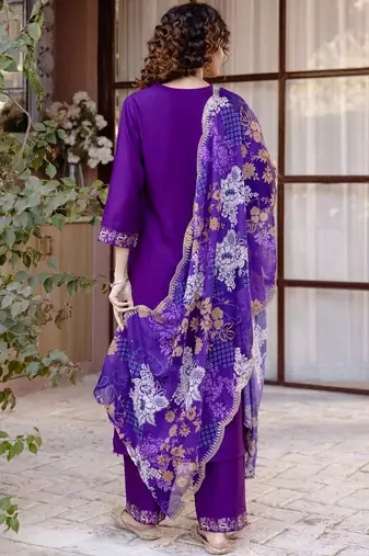 Women Ethnic Motifs Embroidered Regular Thread Work Kurta with Trousers & With Dupatta