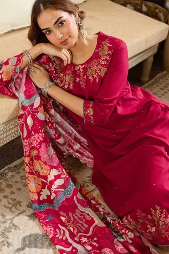 Women Ethnic Motifs Embroidered Regular Thread Work Kurta with Palazzos & With Dupatta