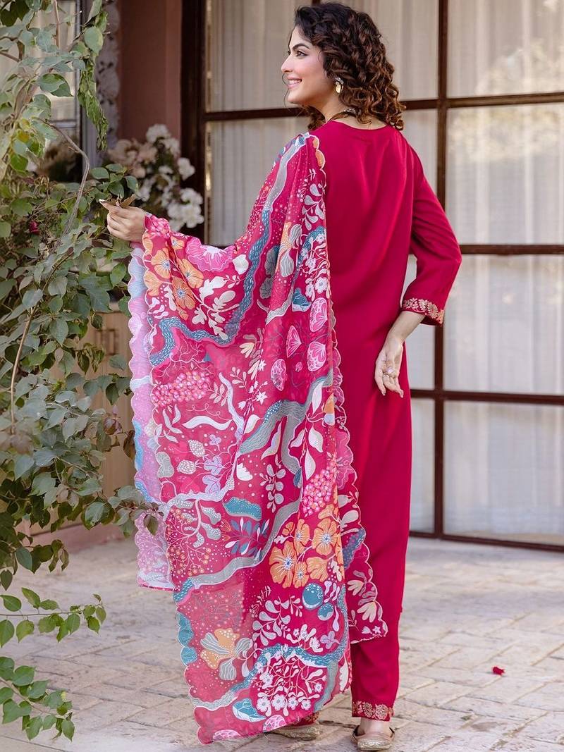 Women Ethnic Motifs Embroidered Regular Thread Work Kurta with Trousers & With Dupatta