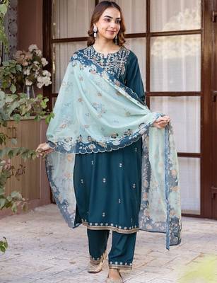 Women Ethnic Motifs Embroidered Regular Thread Work Kurta with Trousers & With Dupatta 1