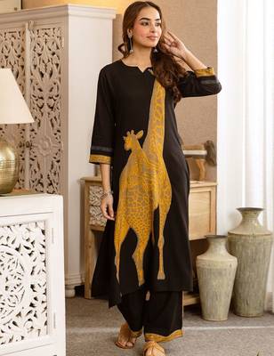 Women Animal Printed Regular Kurta with Palazzos 1