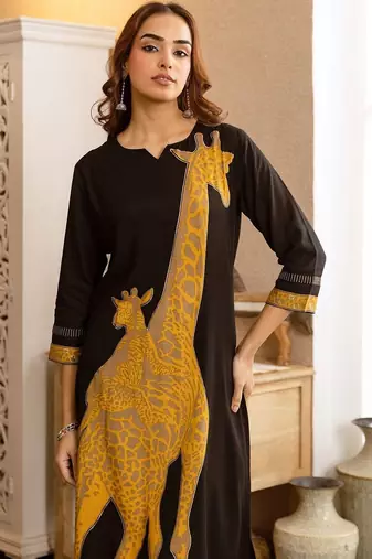 Women Animal Printed Regular Kurta with Palazzos
