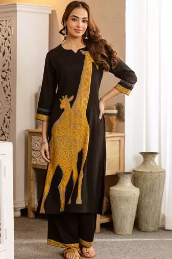 Women Animal Printed Regular Kurta with Palazzos