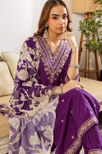 Women Ethnic Motifs Embroidered Regular Thread Work Kurta with Patiala & With Dupatta