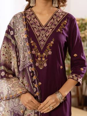 Women Ethnic Motifs Embroidered Regular Thread Work Kurta with Trousers & With Dupatta 2