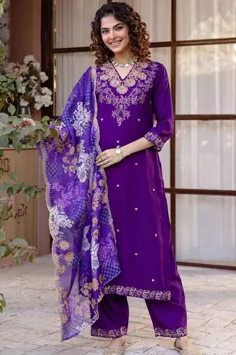 Women Ethnic Motifs Embroidered Regular Thread Work Kurta with Trousers & With Dupatta