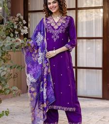 Women Ethnic Motifs Embroidered Regular Thread Work Kurta with Trousers & With Dupatta