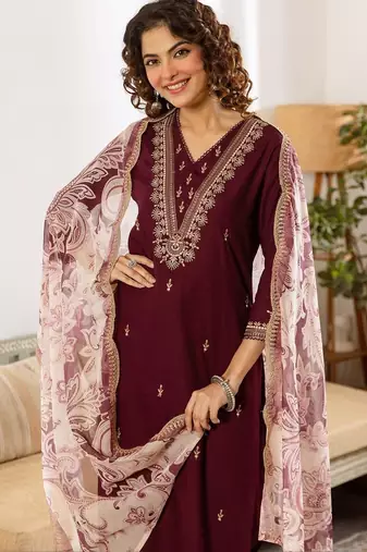 Women Ethnic Motifs Embroidered Regular Thread Work Kurta with Patiala & With Dupatta