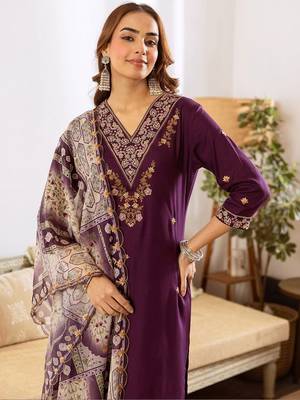 Women Ethnic Motifs Embroidered Regular Thread Work Kurta with Palazzos & With Dupatta 3