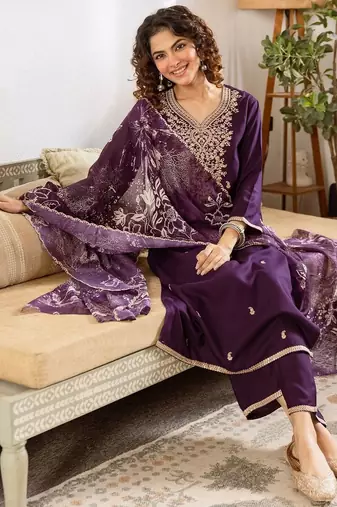 Women Ethnic Motifs Embroidered Regular Thread Work Kurta with Trousers & With Dupatta