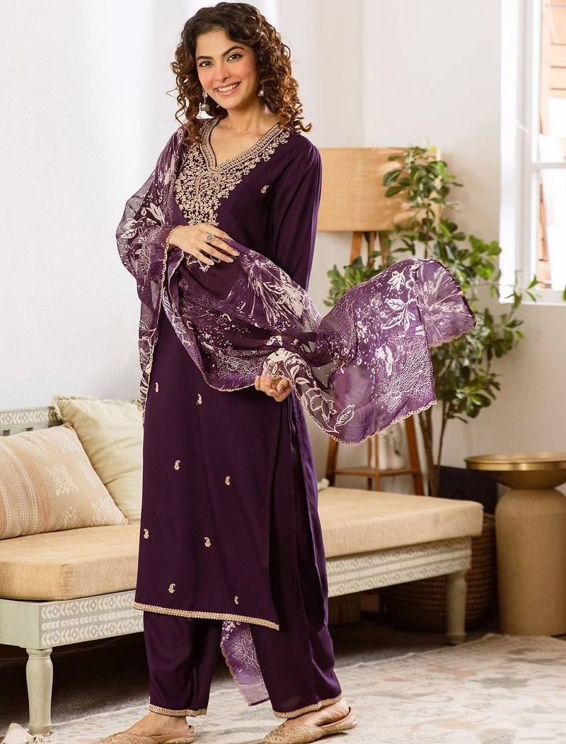 Women Ethnic Motifs Embroidered Regular Thread Work Kurta with Trousers & With Dupatta