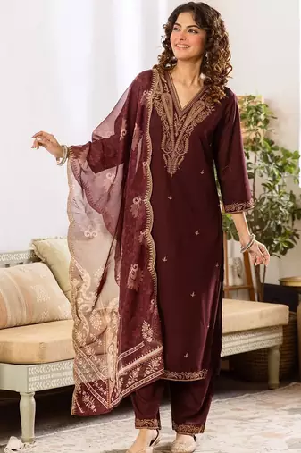 Women Ethnic Motifs Embroidered Regular Thread Work Kurta with Trousers & With Dupatta