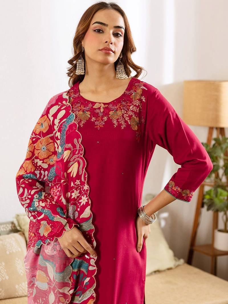 Women Floral Embroidered Regular Thread Work Kurta with Palazzos & With Dupatta