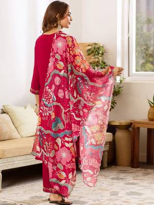 Women Floral Embroidered Regular Thread Work Kurta with Palazzos & With Dupatta 5