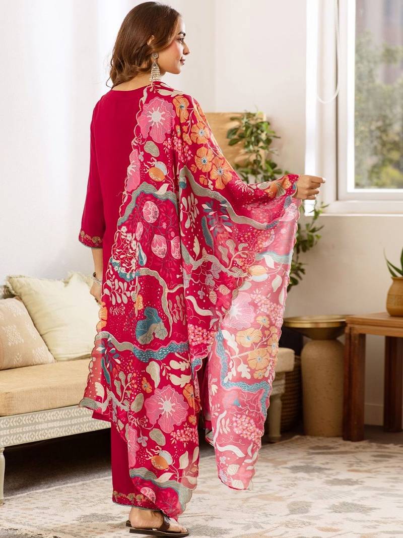 Women Floral Embroidered Regular Thread Work Kurta with Palazzos & With Dupatta
