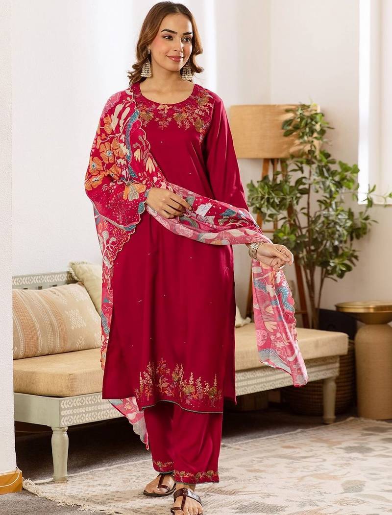 Women Floral Embroidered Regular Thread Work Kurta with Palazzos & With Dupatta