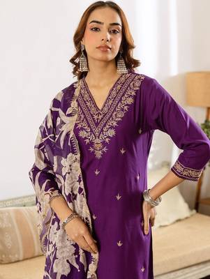 Women Ethnic Motifs Embroidered Regular Thread Work Kurta with Patiala & With Dupatta 2