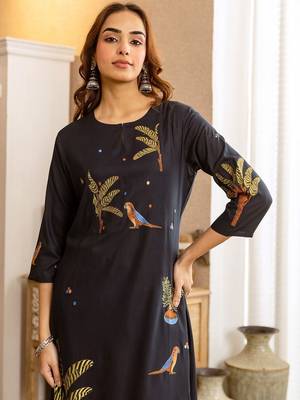 Women Ethnic Motifs Embroidered Regular Thread Work Kurta with Palazzos 2