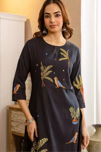Women Ethnic Motifs Embroidered Regular Thread Work Kurta with Palazzos