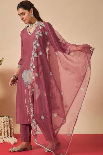 Women Ethnic Motifs Embroidered Regular Thread Work Kurta with Trousers & With Dupatta
