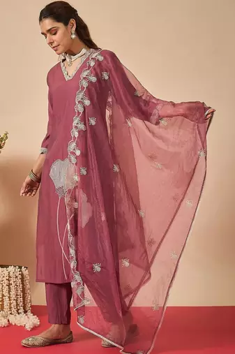 Women Ethnic Motifs Embroidered Regular Thread Work Kurta with Trousers & With Dupatta