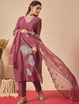 Women Ethnic Motifs Embroidered Regular Thread Work Kurta with Trousers & With Dupatta 2