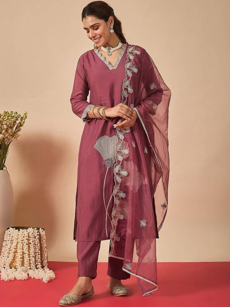 Women Ethnic Motifs Embroidered Regular Thread Work Kurta with Trousers & With Dupatta