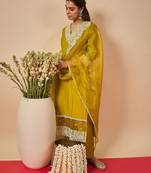 Women Ethnic Motifs Embroidered Regular Thread Work Kurta with Trousers & With Dupatta